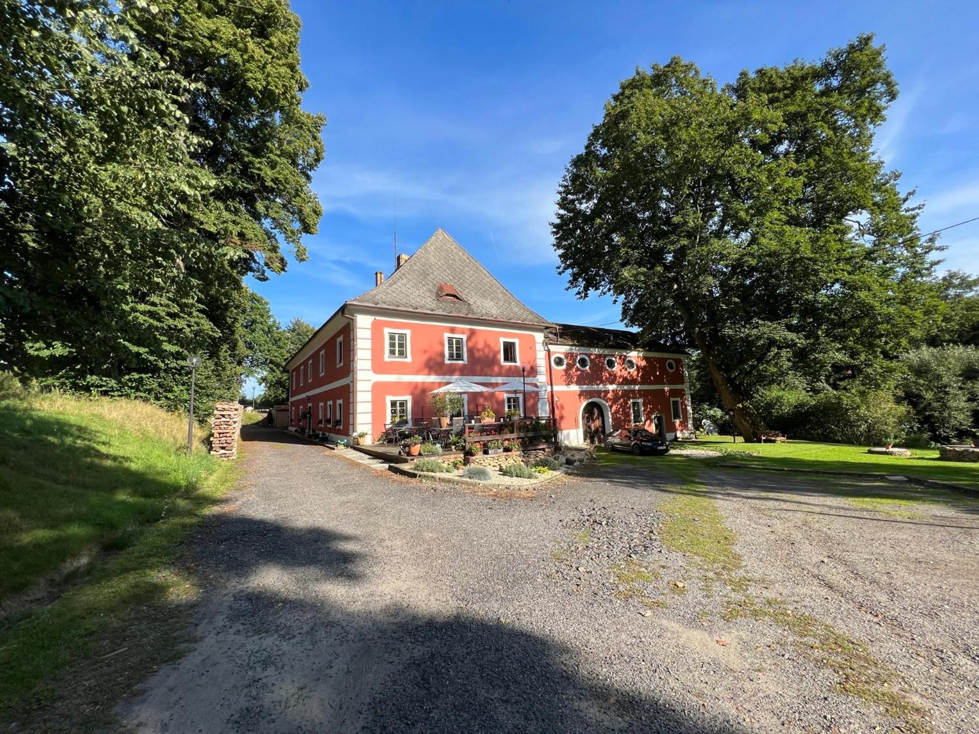 Rodinna Farma Sedmikraska Sněžné Bagian luar foto
